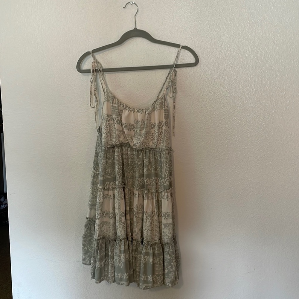 Illa Illa tiered casual floral dress